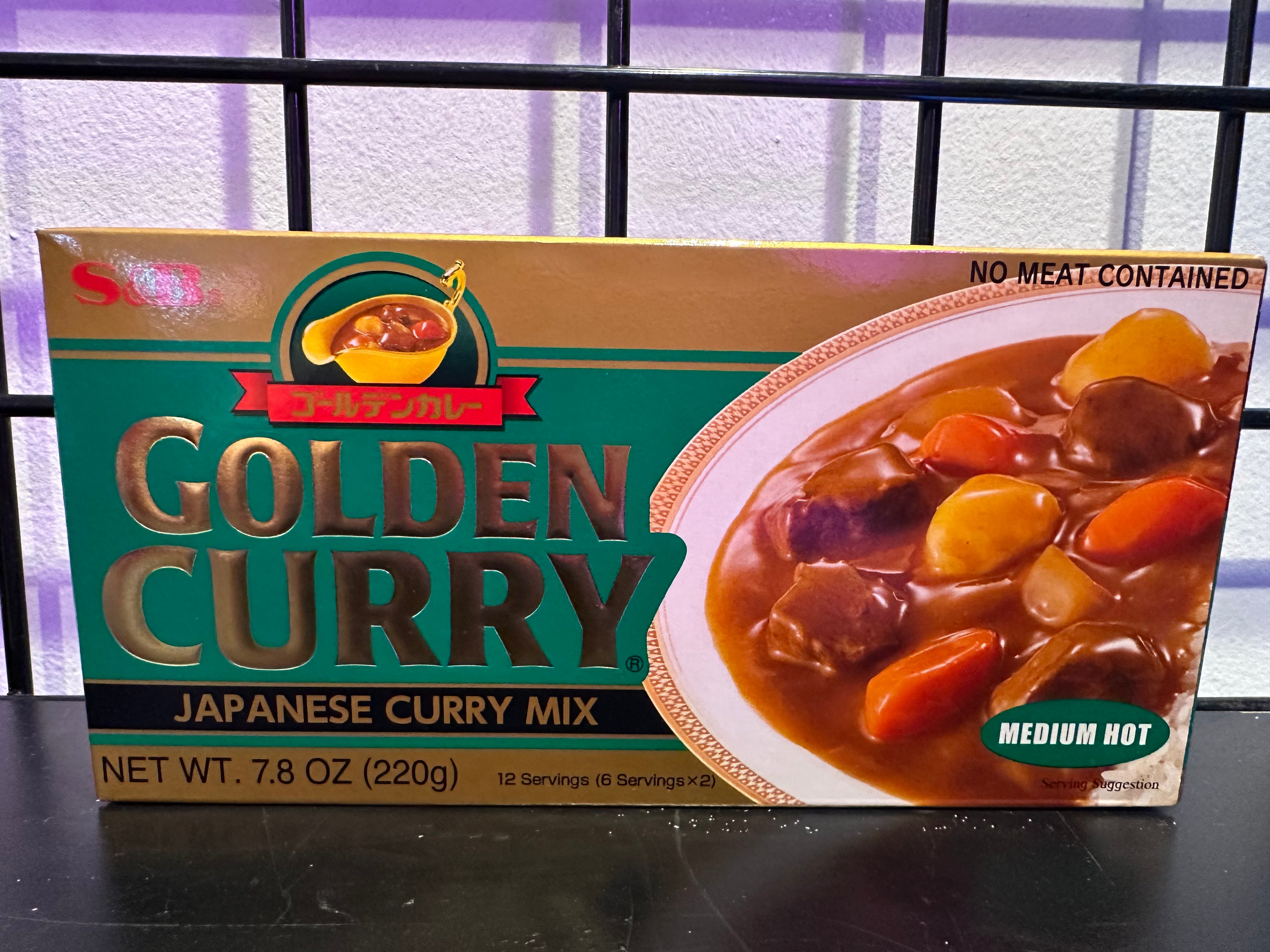 S&B Golden Curry Sauce Mix, Medium Hot, 7.8oz (220g)